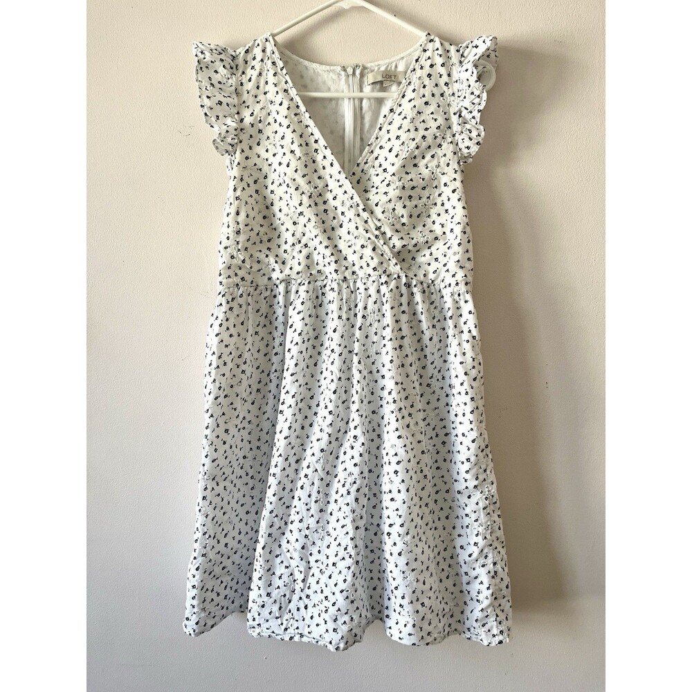 LOFT White Eyelet Ditzy Floral Dress Women’s Size 6 Cottagecore Flutter Sleeve